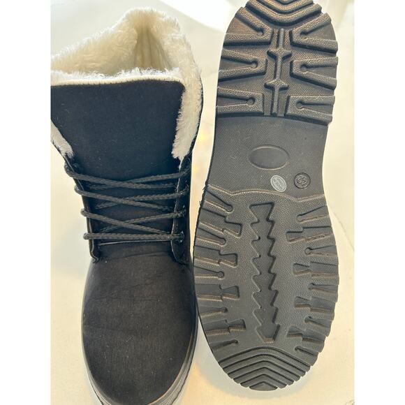 Dadawen Women’s Brown Faux Suede Fur Lined Ankle Snow Boots | Size 10 (42) - Picture 7 of 7